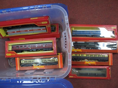 Lot 335 - A Hornby "OO" Gauge/4mm Ref No. R349 4-6-0 G.W....
