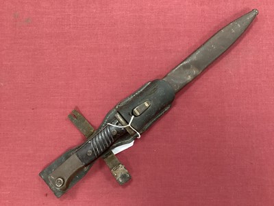 Lot 776 - WW2 German K98 bayonet with markings 1850 42 c...