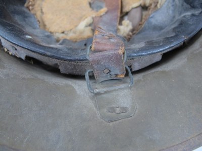 Lot 743 - WW1 British Army Brodie Mk I steel helmet with...