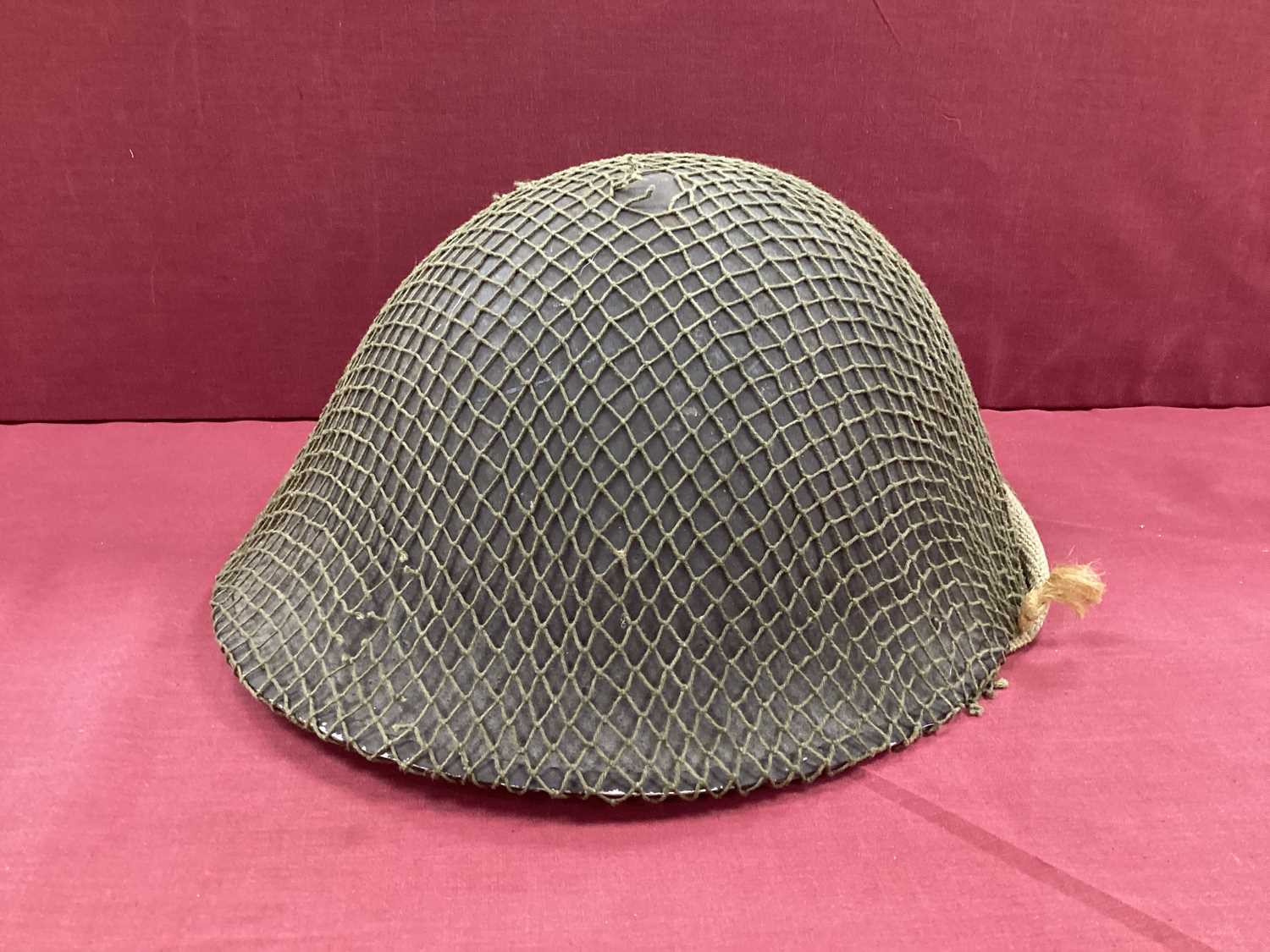 Lot 757 - WW2 Army steel 'turtle' Mk 3 combat helmet...