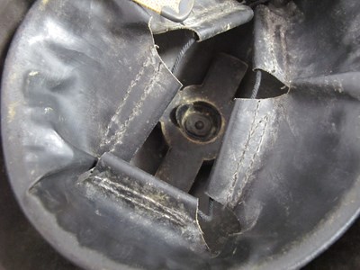 Lot 757 - WW2 Army steel 'turtle' Mk 3 combat helmet...