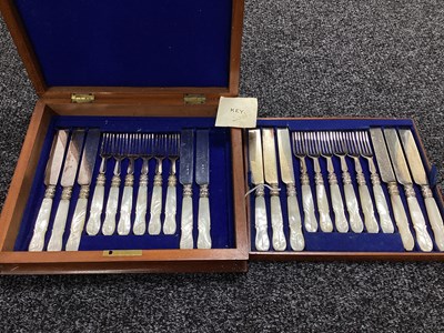 Lot 31 - Decorative Antique Mother of Pearl Handled...