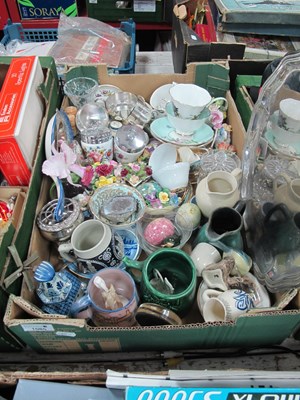 Lot 1085 - China Posies, Quimper and other ornaments,...