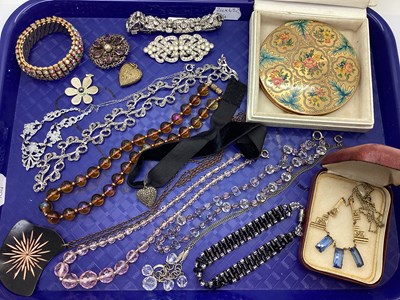 Lot 56 - A Small Collection of Jewellery, to include a...
