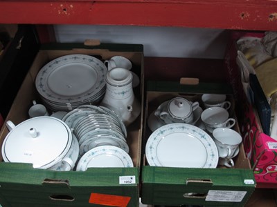 Lot 1052 - Noritake 'Frolic' 2352 tea and dinner service...