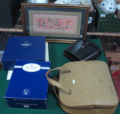 Lot 1073 - Oliver Courier Typewriter, Optomax 7 x 50...