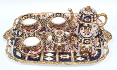 Lot 1059 - A Davenport Porcelain Cabaret Service,...