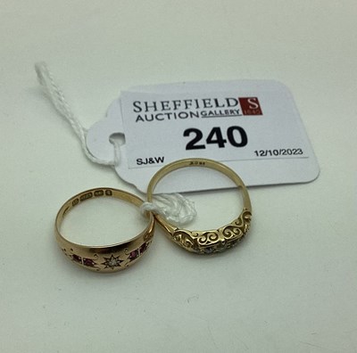 Lot 240 - An Antique Five Stone Ring, stamped "18ct";...