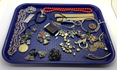 Lot 74 - Assorted Costume Jewellery, including...