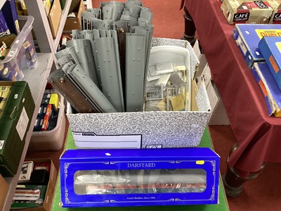 Lot 332 - Approximately Fifty 'O' Gauge/7mm Grey Plastic...