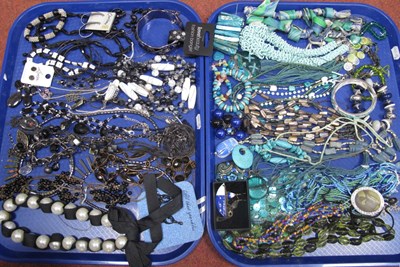 Lot 100 - A Selection of Modern Costume Jewellery, in...