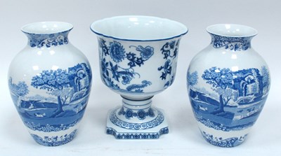 Lot 1027 - A Spode Statements 'Grasshopper' Pedestal Vase,...