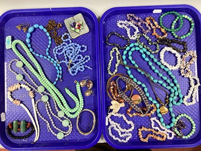 Lot 41 - A Collection of Costume Jewellery, to include...