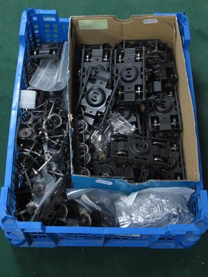 Lot 419 - A Quantity of 'O' Gauge/7mm Coach Bogies, some...