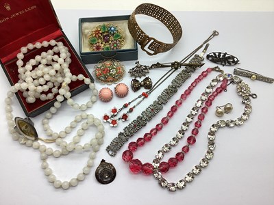 Lot 94 - An Antique Hallmarked Silver "Mother"...