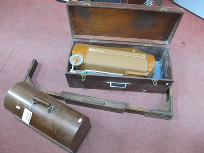 Lot 1134 - Early XX Century Singer Sewing Machine, cased,...