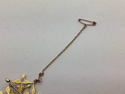Lot 222 - A Decorative Edwardian Pearl Set Necklace, of...