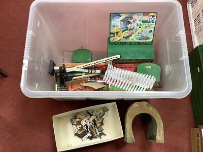 Lot 343 - A Quantity of 'O' Gauge/7mm Accessories, by...