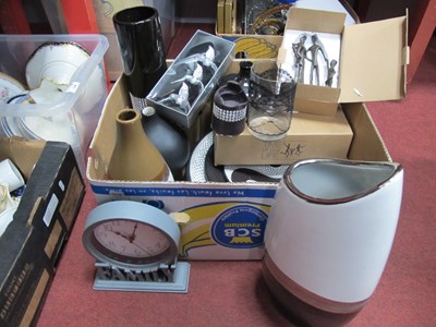 Lot 1022 - Time of your life metal figures one called...