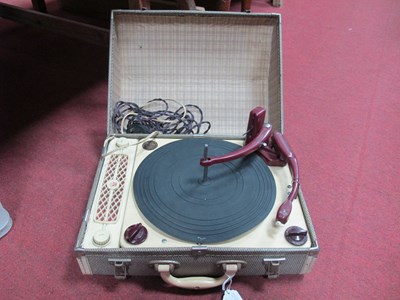 Lot 1124 - Regentone Collaro High Fidelity RC54 Bakelite...