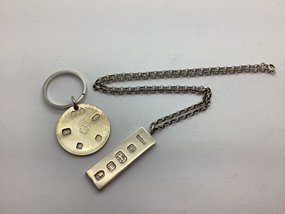 Lot 117 - A Modern Sheffield Assay Office Hallmarked...