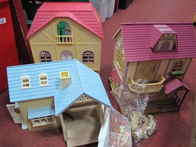 Lot 1080 - Epoch & Co. Sylvanian Families House, figures...