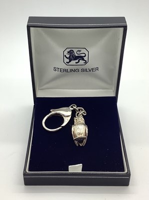 Lot 118 - A Modern Novety Hallmarked Silver Owl Keyring,...