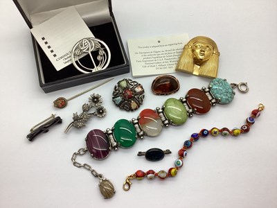 Lot 75 - Vintage Miracle Oval Panel Bracelet, a modern...