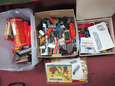 Lot 1081 - Triang, Hornby Carriage, Hornby 31340 engine,...