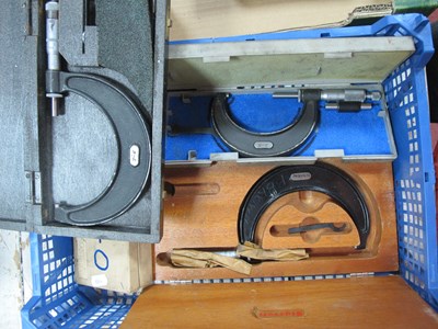 Lot 1083 - Mitutoyo 0-1 Digital Micrometer's, Moore and...