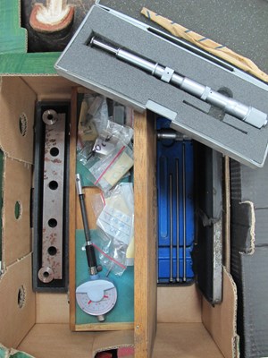 Lot 1091 - Mitutoyo No 146-106 Groove, micrometer, tenon...