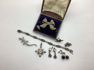 Lot 135 - Vintage Marcasite Se Bow Brooch, marcasite set...