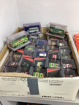 Lot 1 - 1:76 scale boxed omnibus buses various makers...