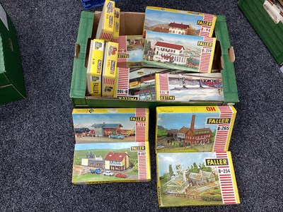 Lot 23 - Faller vintage HO lineside kits, appear...