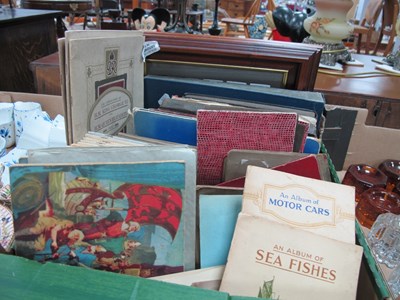 Lot 1060 - Cigarette and Trade Cards - Large quantity...