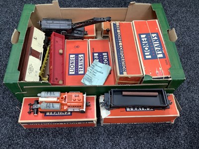 Lot 109 - Mid XX Century Lionel 'O' Gauge Rolling Stock...