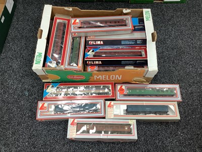 Lot 110 - Sixteen Outline British "OO" Gauge Rolling...