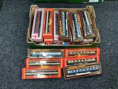 Lot 117 - Approximately Twenty "OO" Gauge Outline...
