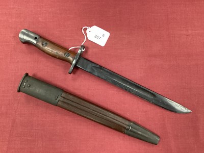 Lot 357 - WWII Australian 1907 Pattern Short Bayonet,...