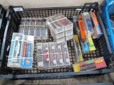 Lot 190 - Approximately Thirty 'N' Gauge Continental...