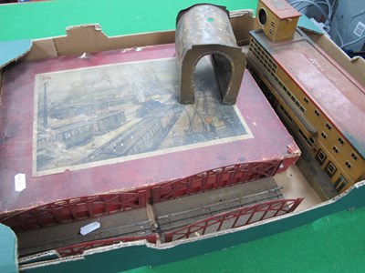 Lot 627 - A Marklin "OO" gauge / 4mm train set box...