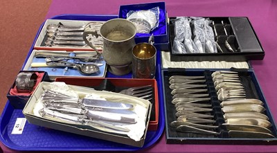 Lot 12 - A Victorian Hallmarked Silver Christening Mug,...