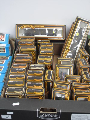 Lot 758 - Approximately Thirty Five OO Gauge Rolling...