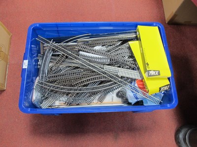 Lot 471 - Good Quantity of 'OO' Gauge/4mm Railway Track...