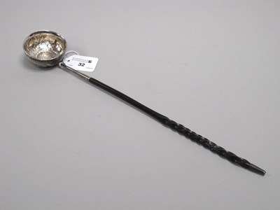 Lot 32 - An XVIII Century Toddy Ladle, the circular...
