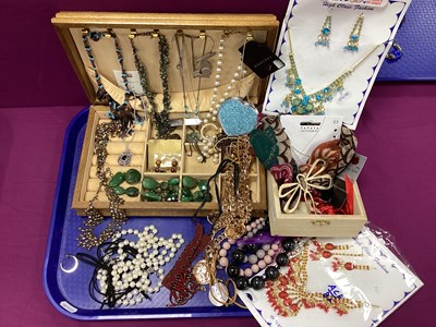 Lot 10 - An Assortment of Costume Jewellery, to include...