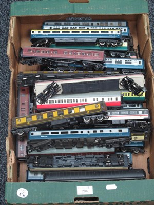 Lot 794 - Approximately Thirty OO Gauge Outline British...