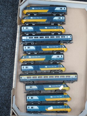 Lot 799 - Hornby OO Gauge Class 43 Inter City 125 Power...