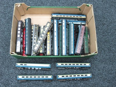 Lot 826 - Approximately Twenty Five OO Gauge Outline...