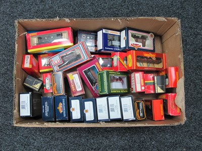 Lot 827 - Approximately Thirty OO Gauge Outline British...
